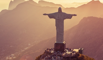 Luftansicht des Corcovado in Rio de Janeiro (marchello74 / stock.adobe.com)  lizenziertes Stockfoto 
Información sobre la licencia en 'Verificación de las fuentes de la imagen'